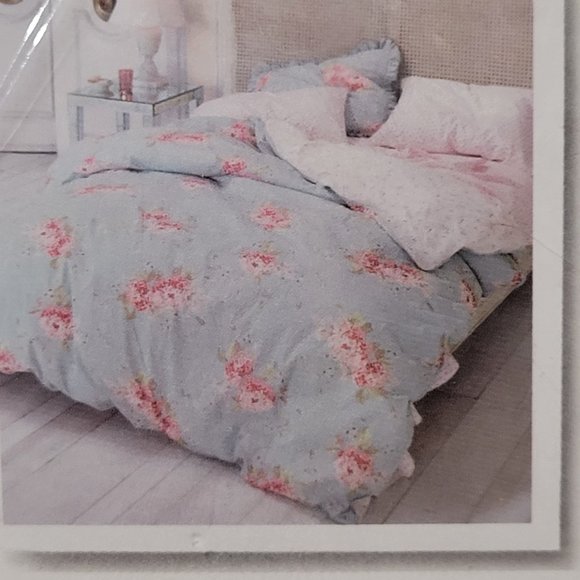 Simply Shabby Chic by Rachel Ashwell Belle Hydrangea Rose KING Duvet Set NEW - Picture 5 of 7